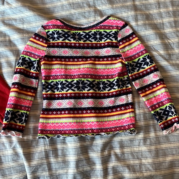 2T toddler long sleeve Christmas top bundle - Picture 6 of 11